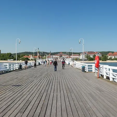 Ksiezycowy Z Ogrodem- Apartamento